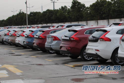 全新沃尔沃V40抵达港口  中国版实车曝光