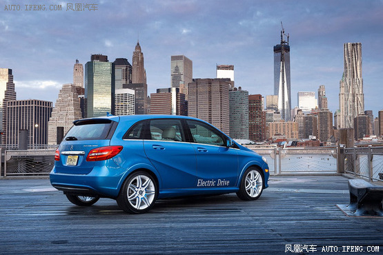 奔驰B电动车正式发布 续航里程200公里