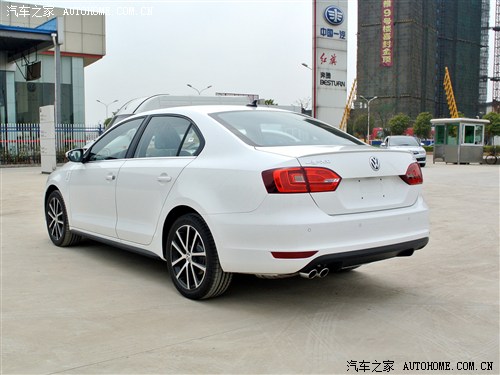 大众一汽-大众速腾2013款 2.0TSI GLI