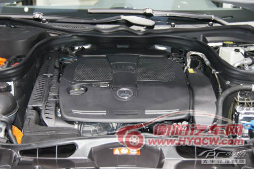 2014款奔驰E级四门轿车版