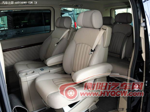 奔驰福建奔驰唯雅诺2013款 3.0L 领航版