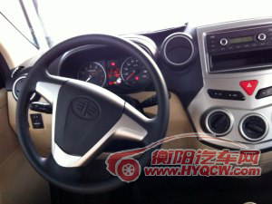 一汽一汽吉林佳宝V802013款 1.0L 基本型