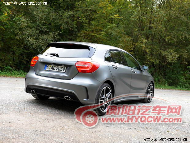 奔驰奔驰(进口)奔驰A级2013款 A200