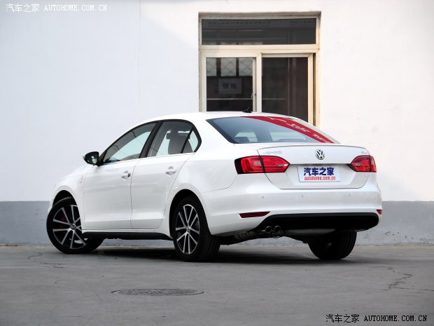 大众一汽-大众速腾2013款 2.0TSI GLI