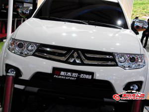 三菱广汽三菱帕杰罗&middot;劲畅2013款 基本型