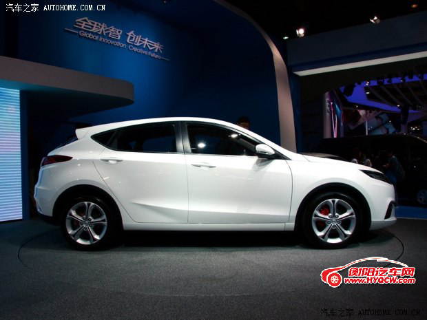 长安长安汽车致尚XT2013款 基本型