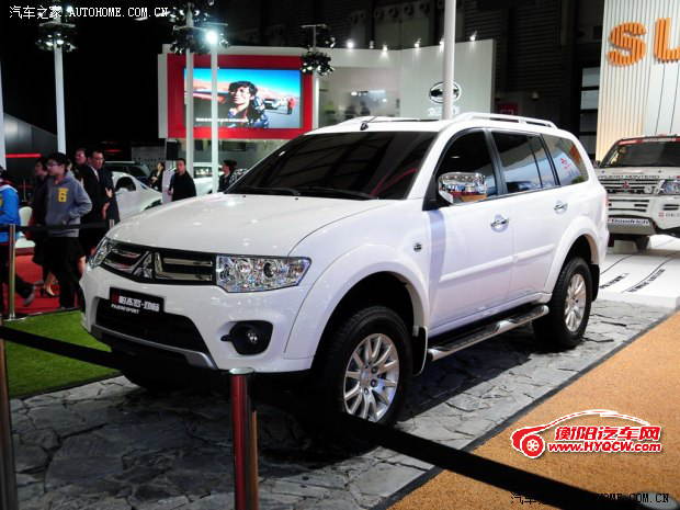 三菱广汽三菱帕杰罗&middot;劲畅2013款 基本型