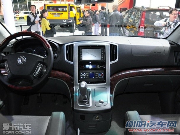 东风风行2013款风行CM7