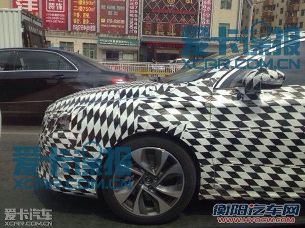 全新DS三厢版车型