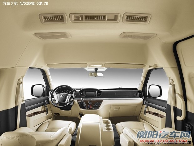 长安商用长安汽车尊行2014款 2.7L 行政版 长安商用长安汽车尊行2014款 2.7L 行政版