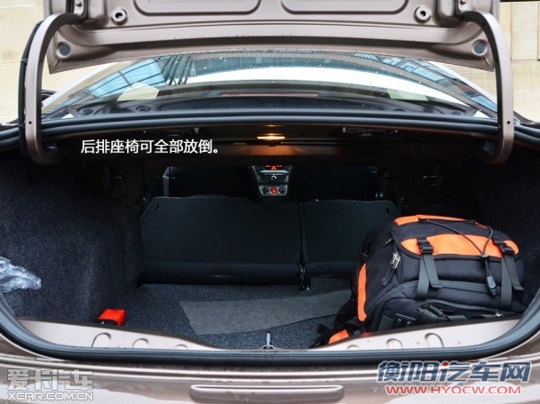 东风标致2013款标致301