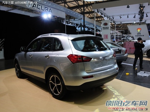 众泰众泰汽车众泰T6002014款 1.5T 手动尊贵型