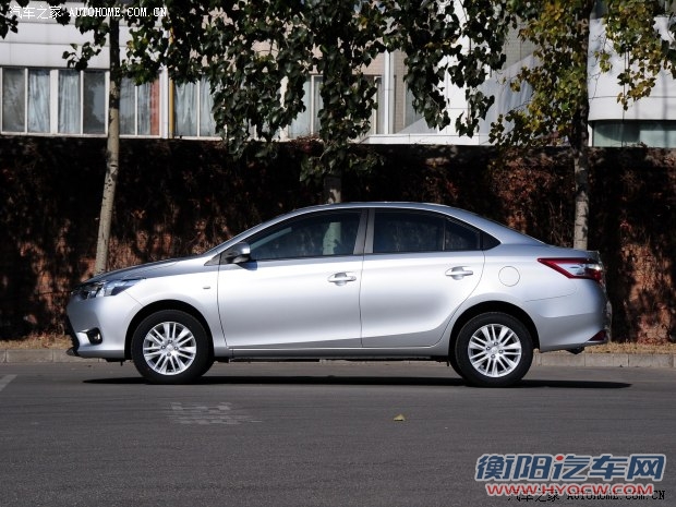 丰田一汽丰田威驰2014款 1.3L 自动智尚版