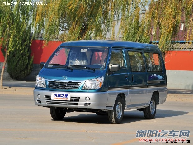 东南东南汽车得利卡2014款 2.0L新创业先锋实用型