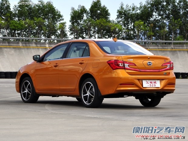 比亚迪比亚迪秦2012款 基本型