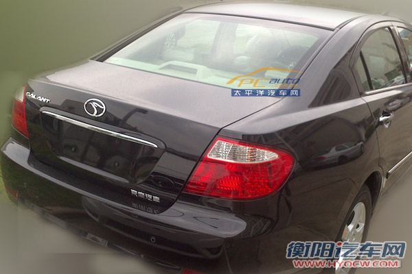 东南戈蓝实车照