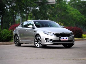 起亚东风悦达起亚起亚K52012款 2.4L AT Premium特别版