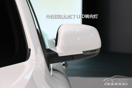 一汽奔腾X80实拍解析