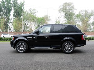 路虎路虎揽胜运动版2013款 5.0 V8 NA 黑标限量版