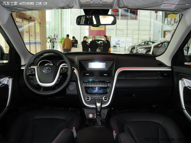 奔腾一汽奔腾奔腾X802013款 2.0L 手动豪华型