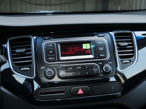 起亚起亚(进口)新佳乐2013款 5座 基本型