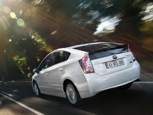 丰田丰田(进口)普锐斯(海外)2012款 基本型