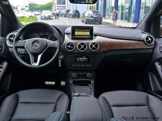 奔驰奔驰(进口)奔驰B级2012款 B200