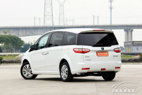 纳智捷大7 MPV上市