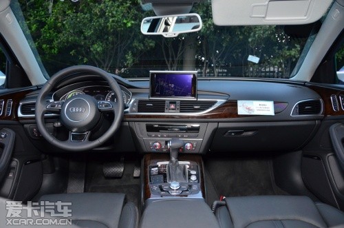 奥迪A6 40 Hybrid