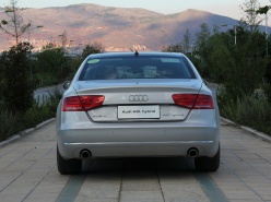 奥迪A8L 40 Hybrid