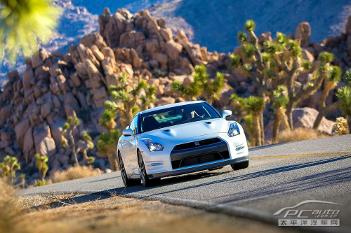 2014款日产GT-R官图