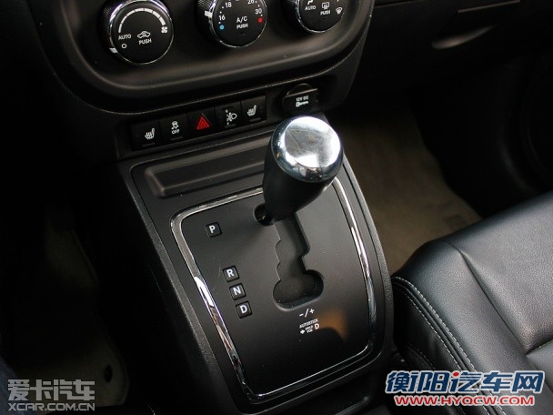 Jeep2013款自由客