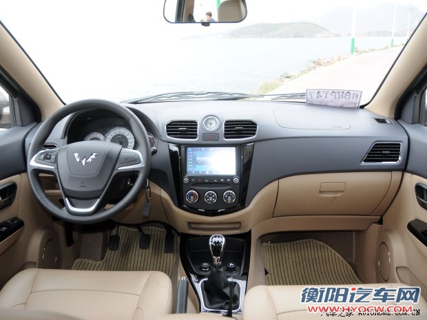 五菱汽车上汽通用五菱五菱宏光2013款 S 1.5L豪华型