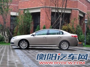 雷诺雷诺纬度2013款 2.5L 豪华导航版