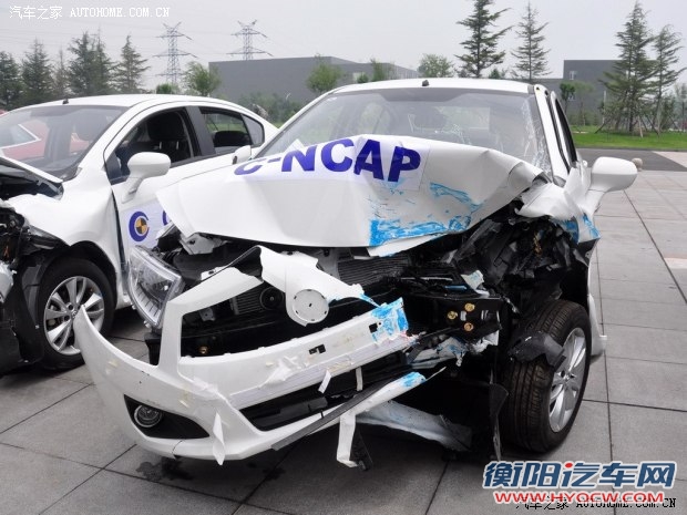 中华华晨中华中华H2302012款 1.5L AMT精英型