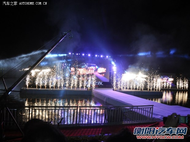 广汽吉奥广汽吉奥星朗2013款 1.5L 七座至尊型