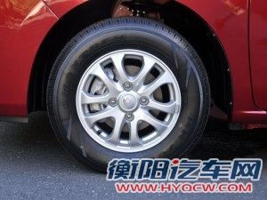 广汽吉奥广汽吉奥星朗2013款 1.5L 七座至尊型