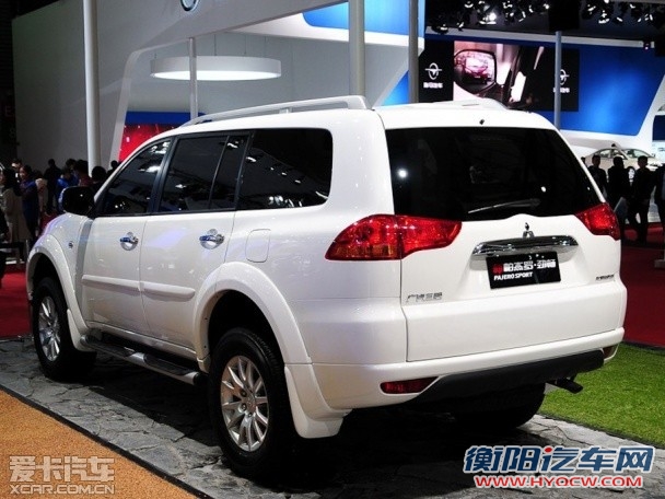 广汽三菱2013款帕杰罗劲畅