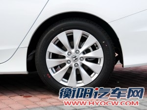 本田广汽本田雅阁2014款 2.4L 低配型