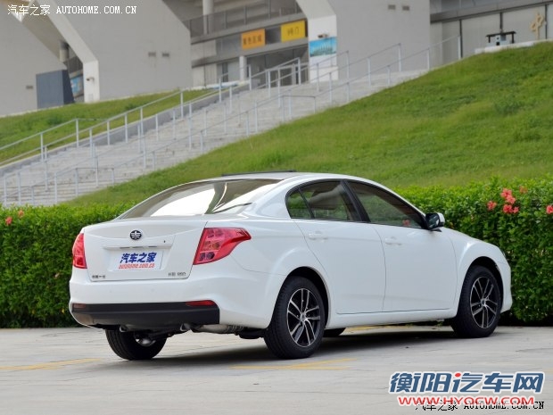 奔腾一汽奔腾奔腾B502013款 1.6L 基本型