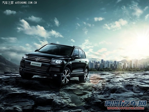 大众大众(进口)途锐2014款 3.0TSI V6 黑色探险者