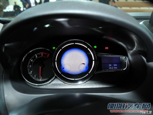 雷诺 风朗 2015款 2.0L 豪华导航版