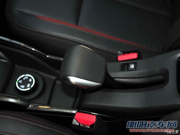东风雪铁龙 雪铁龙C3-XR 2015款 1.6THP 自动旗舰型