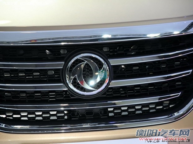 东风风神东风乘用车风神A602013款 1.6L 自动尊贵周年纪念版