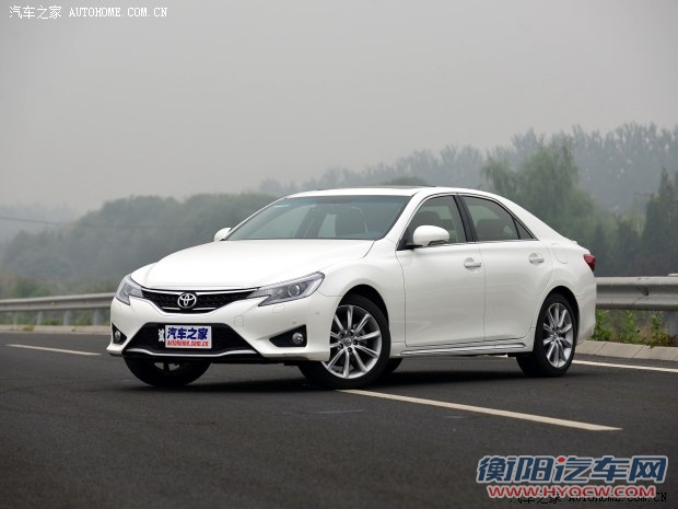 丰田一汽丰田锐志2013款 2.5V 尊锐导航版