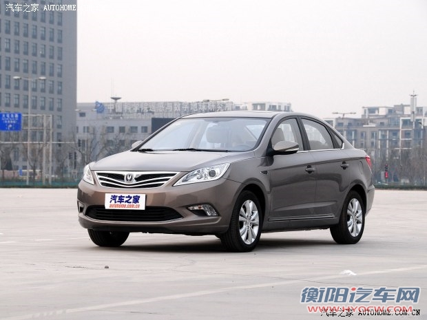 长安长安汽车逸动2014款 1.6L 手动尊贵型