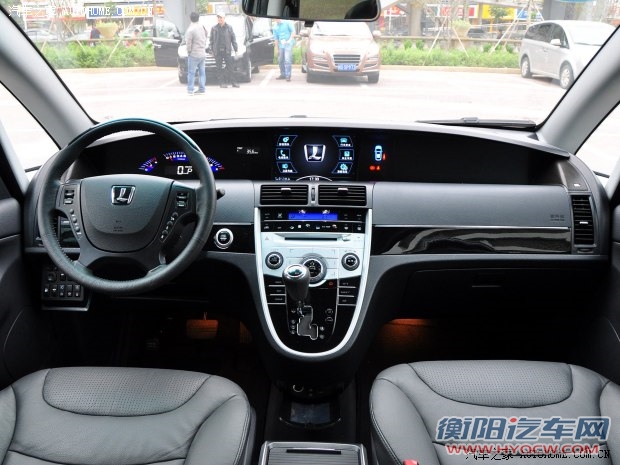 纳智捷东风裕隆大7 MPV2013款 2.0T 旗舰型
