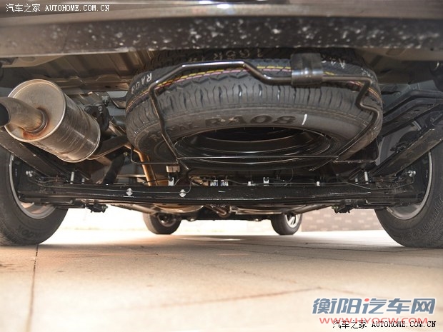 日产郑州日产日产NV2002014款 1.6L CVT尊贵型