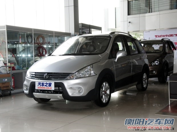 东风风行东风风行景逸2014款 LV 1.5L 手动豪华型 京V