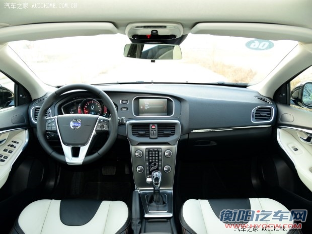 沃尔沃沃尔沃(进口)沃尔沃V402014款 2.0T T5 AWD 智尊版 Cross Country